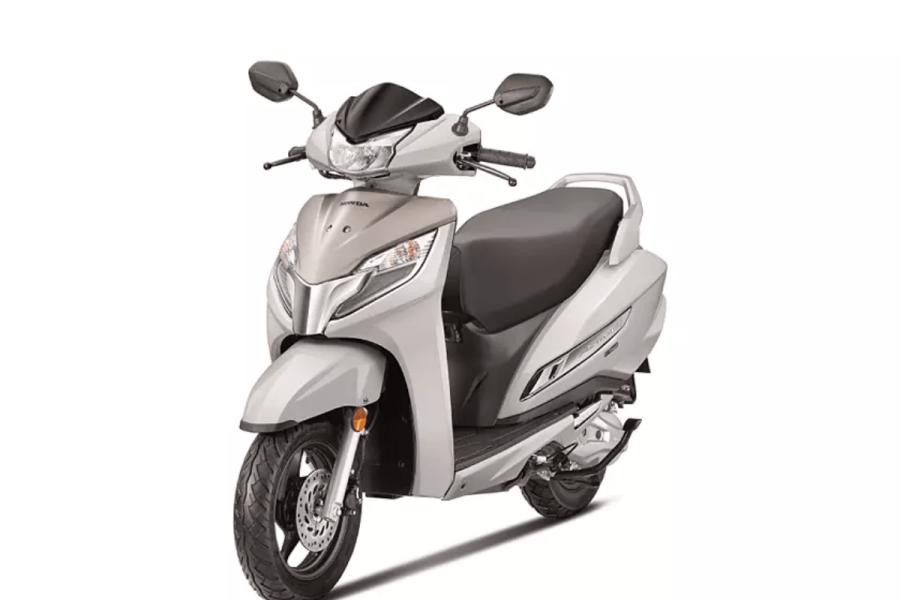 Rental bike in Madikeri : Unleash adventure in Madikeri with Honda Activa 6G 125!