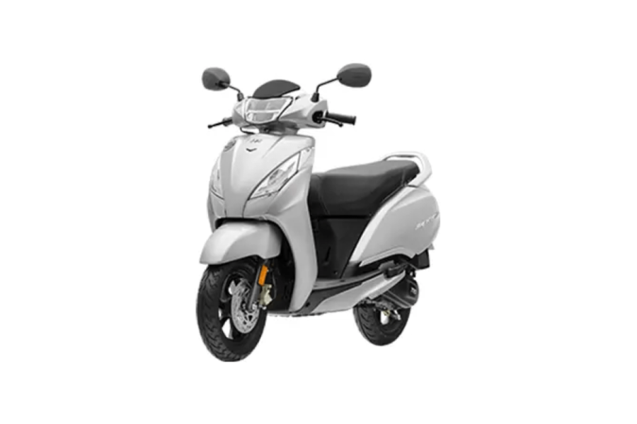 Rental Bike In Madikeri: Discover Madeikeri with Jupiter 125!