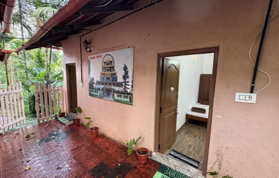 Manuvan Homestay