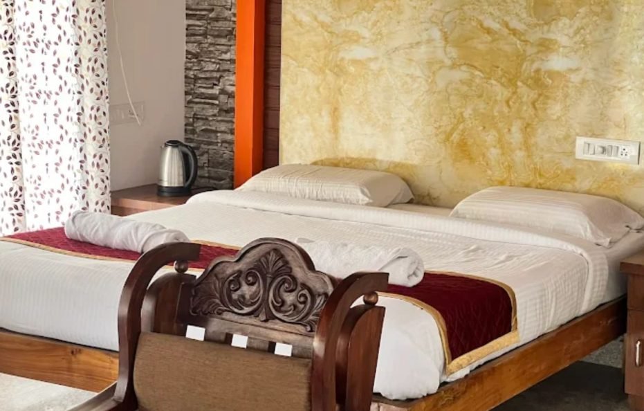 River Edge Retreat Resort